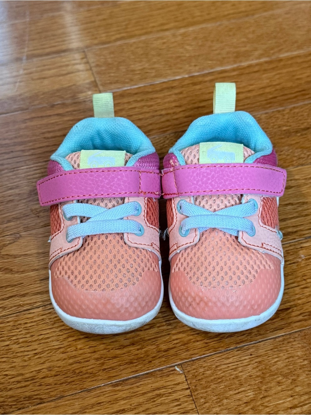 See Kai Run Baby Girls Toddlers 5 Viento Mini First Walker Shoes Sneakers Peach - Picture 4 of 9